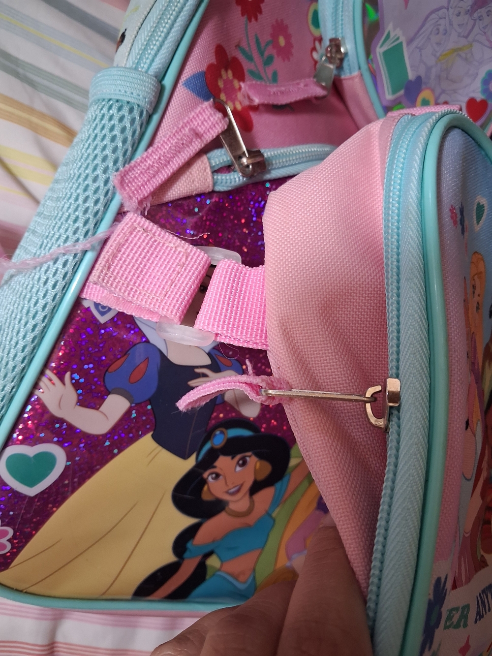 Backpack - Picture 4 of 6